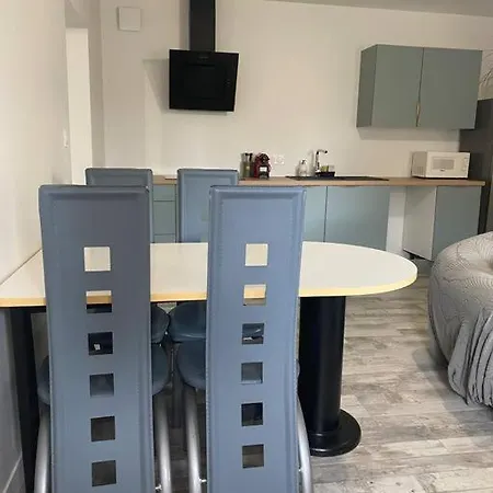 Ferienhaus Le Petite Maison De La Motte Doué-la-Fontaine